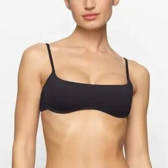 SKIMS Signature Swim Micro Scoop Bikini Top Onyx Black NWT Medium - Picture 1 of 8